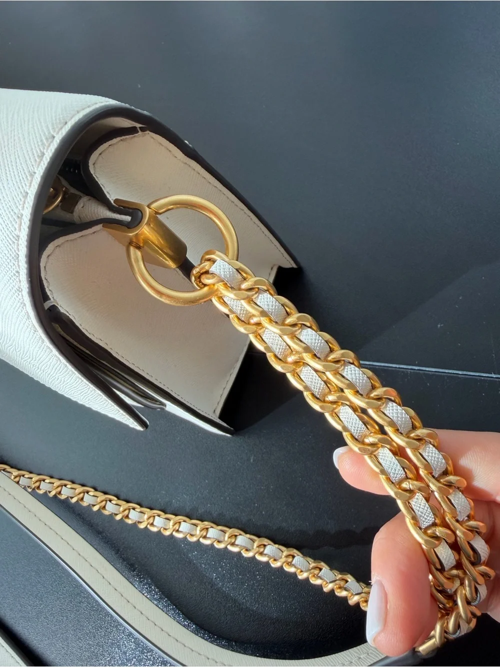 Tory Burch Cream Leather Crossbody with Gold Chain Strap - Picture 9 of 9